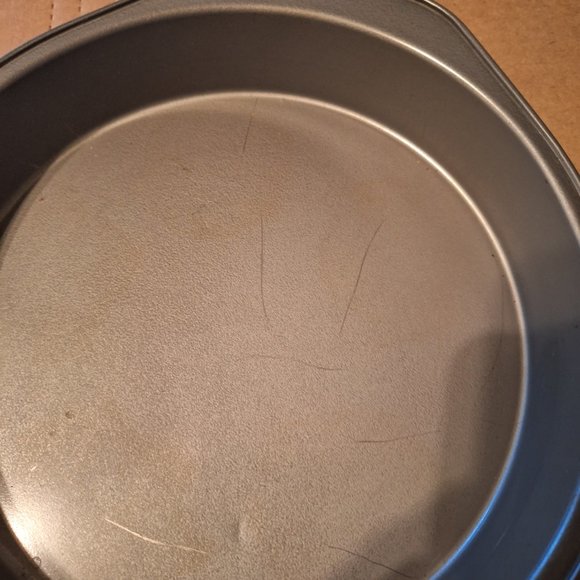 9" round cake pan - Picture 7 of 7